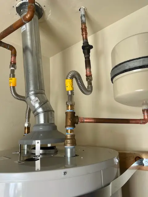 Water heater installation and plumbing repair in Tempe South Mountain
